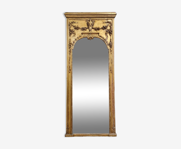 Miroir d'entre deux Louis XVI en bois doré vers 1850
