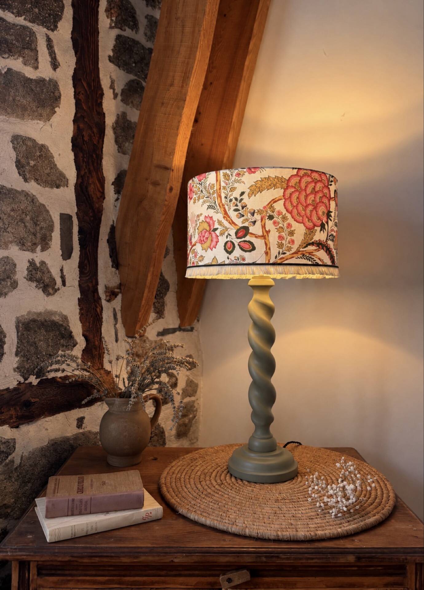Lampe vintage torsadée – abat-jour indienne fait main