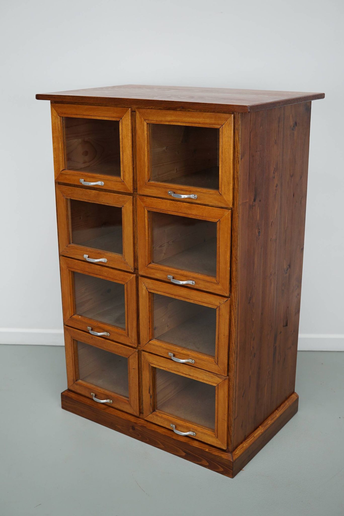 Meuble/Vitrine de Mercerie Vintage en Hêtre et Pin, Pays-Bas, 1950s