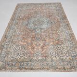 Tapis Persan Ancien – Fait Main Vintage à Médaillon, Tons Bleu et Brique