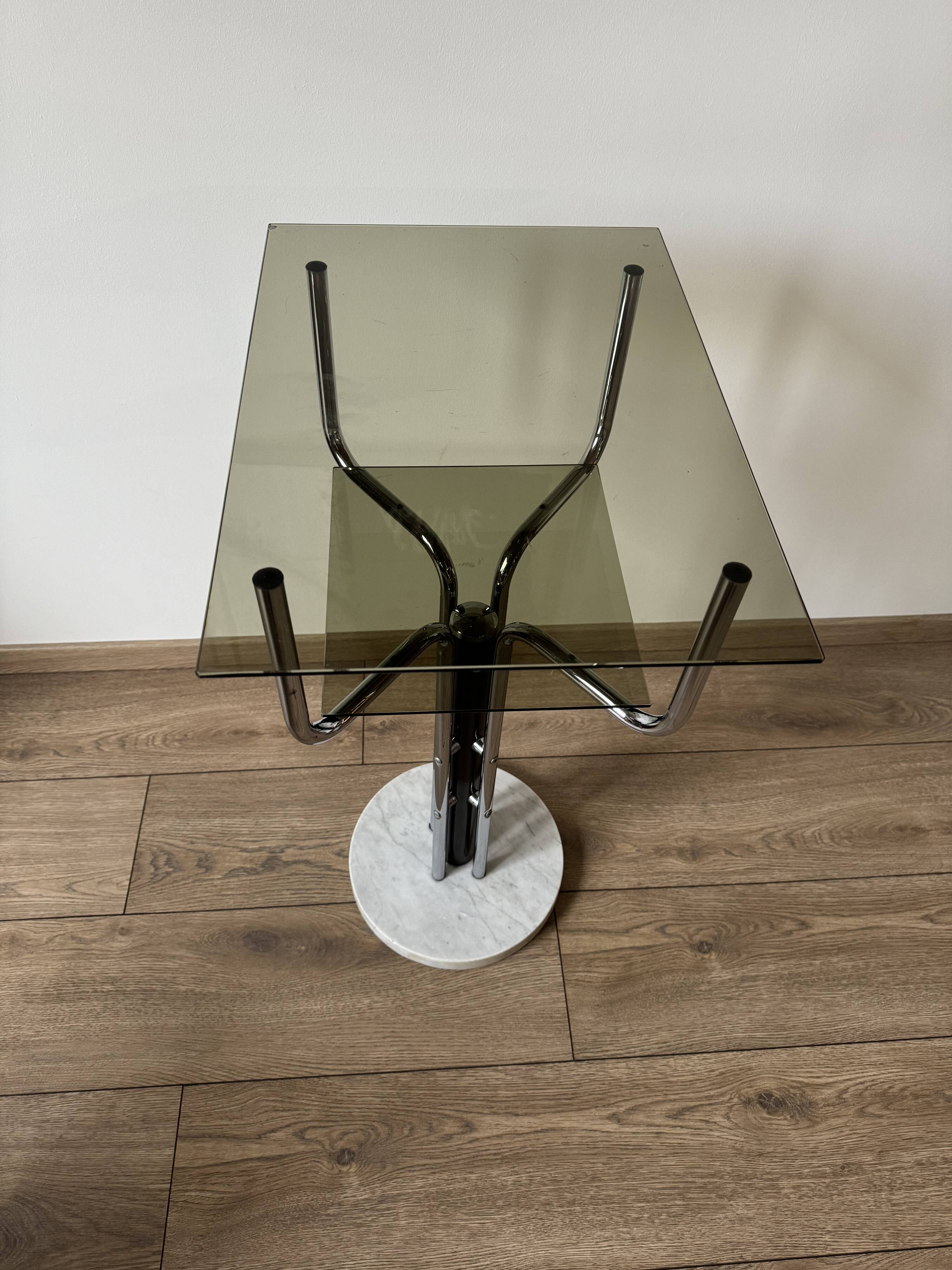 70s pedestal table