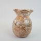 Vase rond à col corolle en terre mêlée ocre