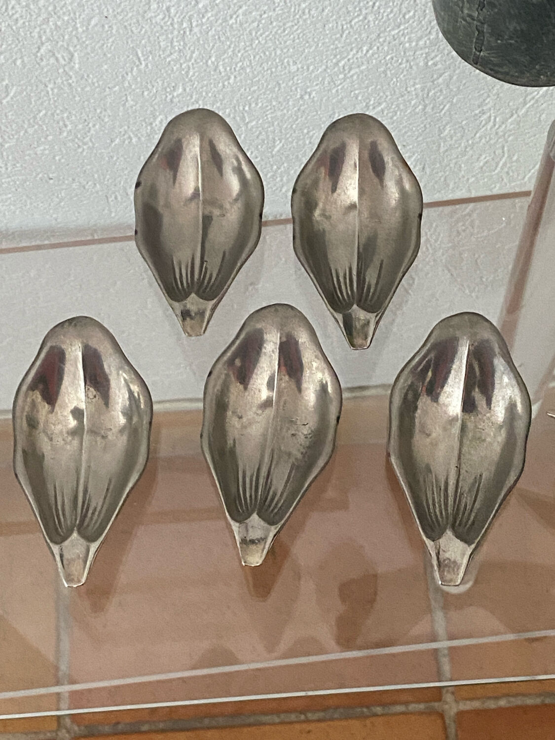 Ashtrays, lotus flower, removable petals, made of metal.