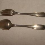 Couverts d'enfant en métal argenté avec écrin