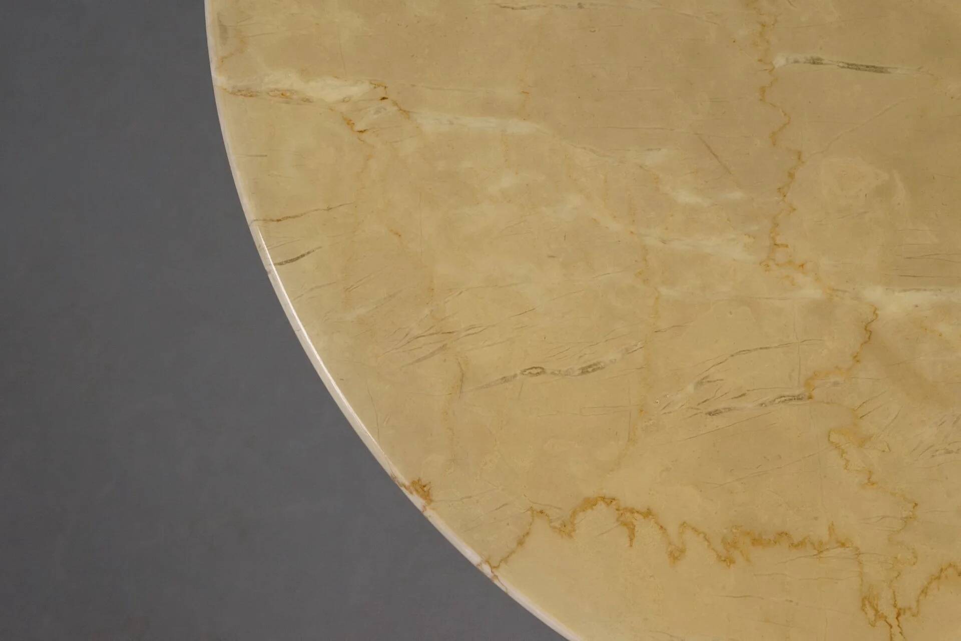 Table d'appoint Tulipe en marbre Botticino par Eero Saarinen pour Knoll Int.