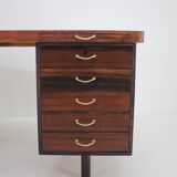 1960s Large exclusive free standing palisander desk