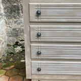 Vintage chest of drawers