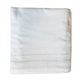 Old sheet embroidered and openwork hand (scale pattern) 251x172