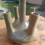 Vallauris single-flower ceramics