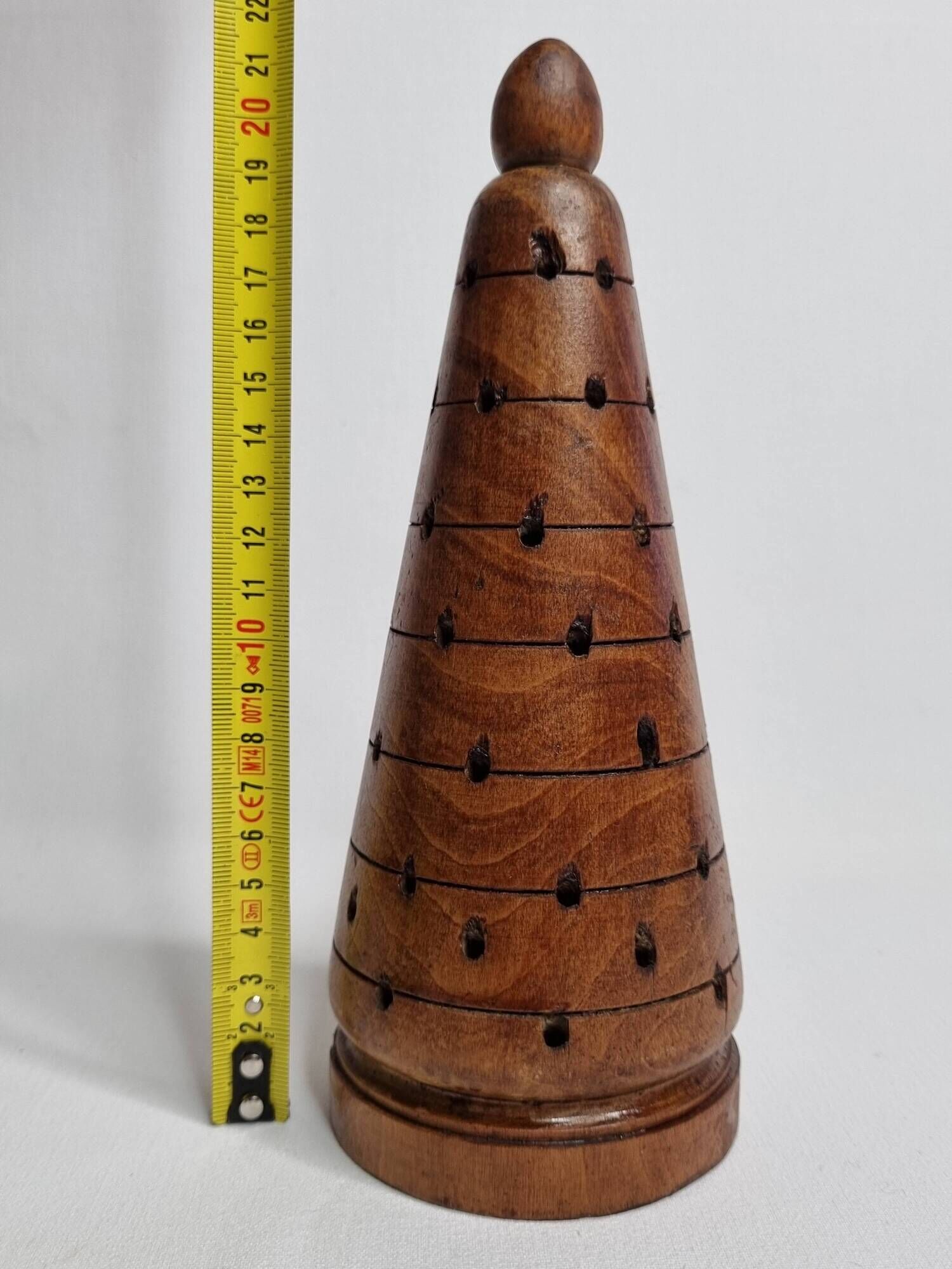 Lollipop display, industrial decor, in old turned wood, 22 cm
