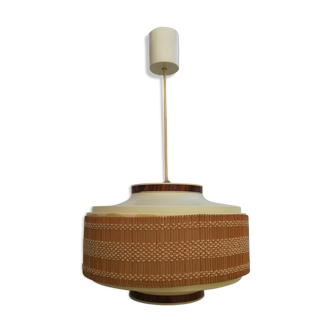 Plastic suspension and rattan