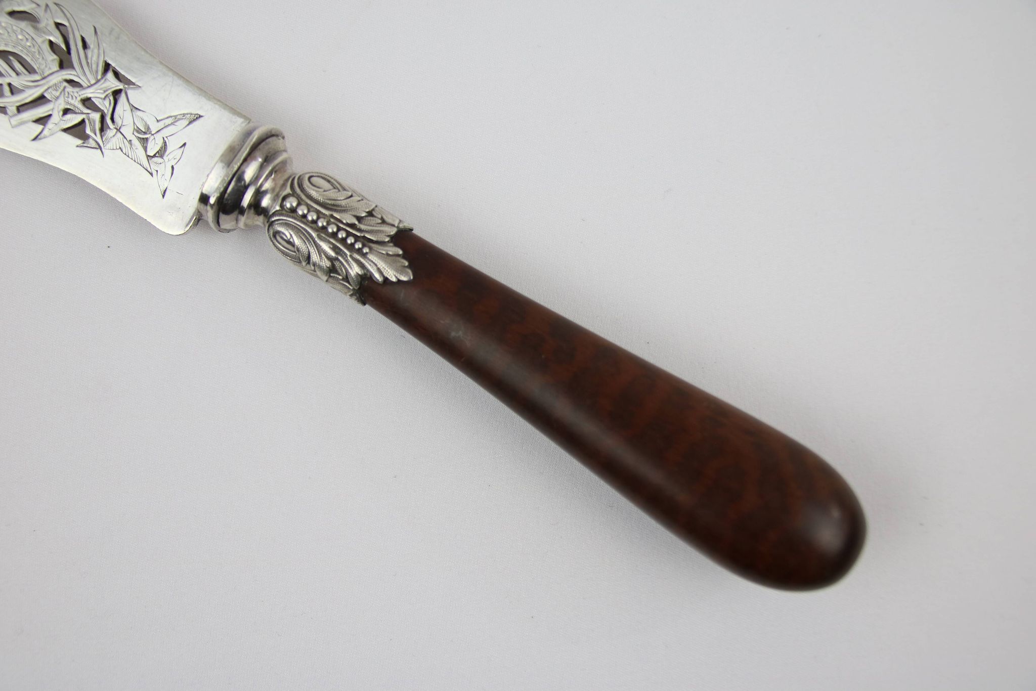 Large Silver Metal and Bois D'Amourette Fish Service Cover