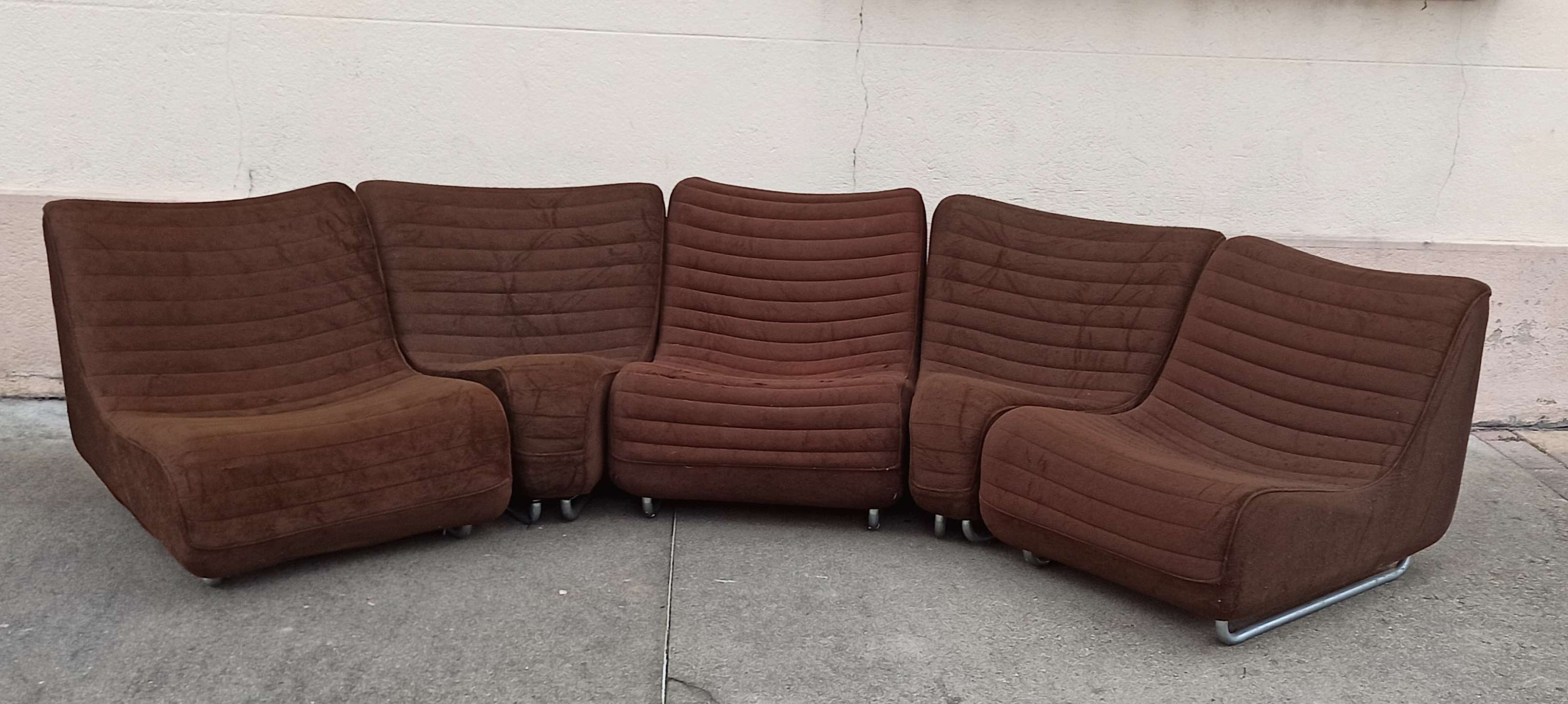 Ensemble de 5 chauffeuses marron Carl-Henrik Spak années 70