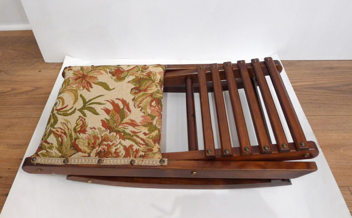 Footrest / small seat rocker
