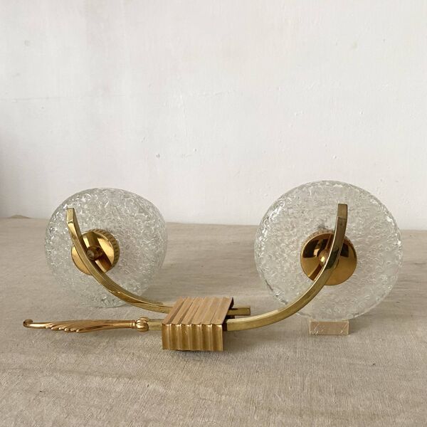 Applique double métal doré et verre bullé, design italien années 60