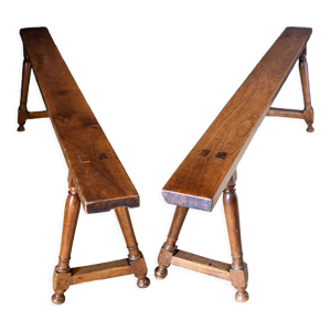 Paire de bancs en merisier Pieds