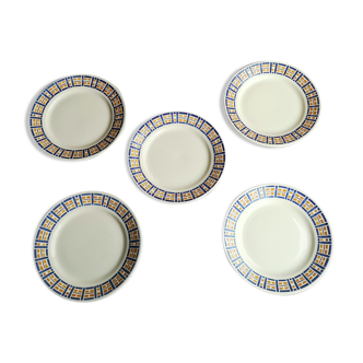 Set of 5 small old plates signed Badonviller