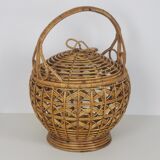 Rattan pan