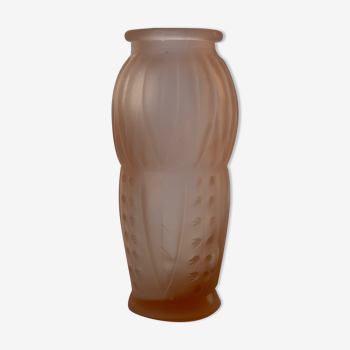 Vase art deco en verre pressé motif muguet