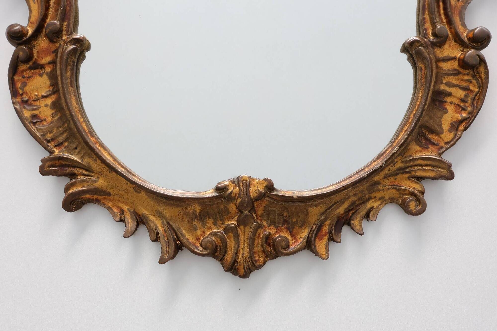 Florentine Style Giltwood Mirror with Acanthus Crest, Italy, 20th Century