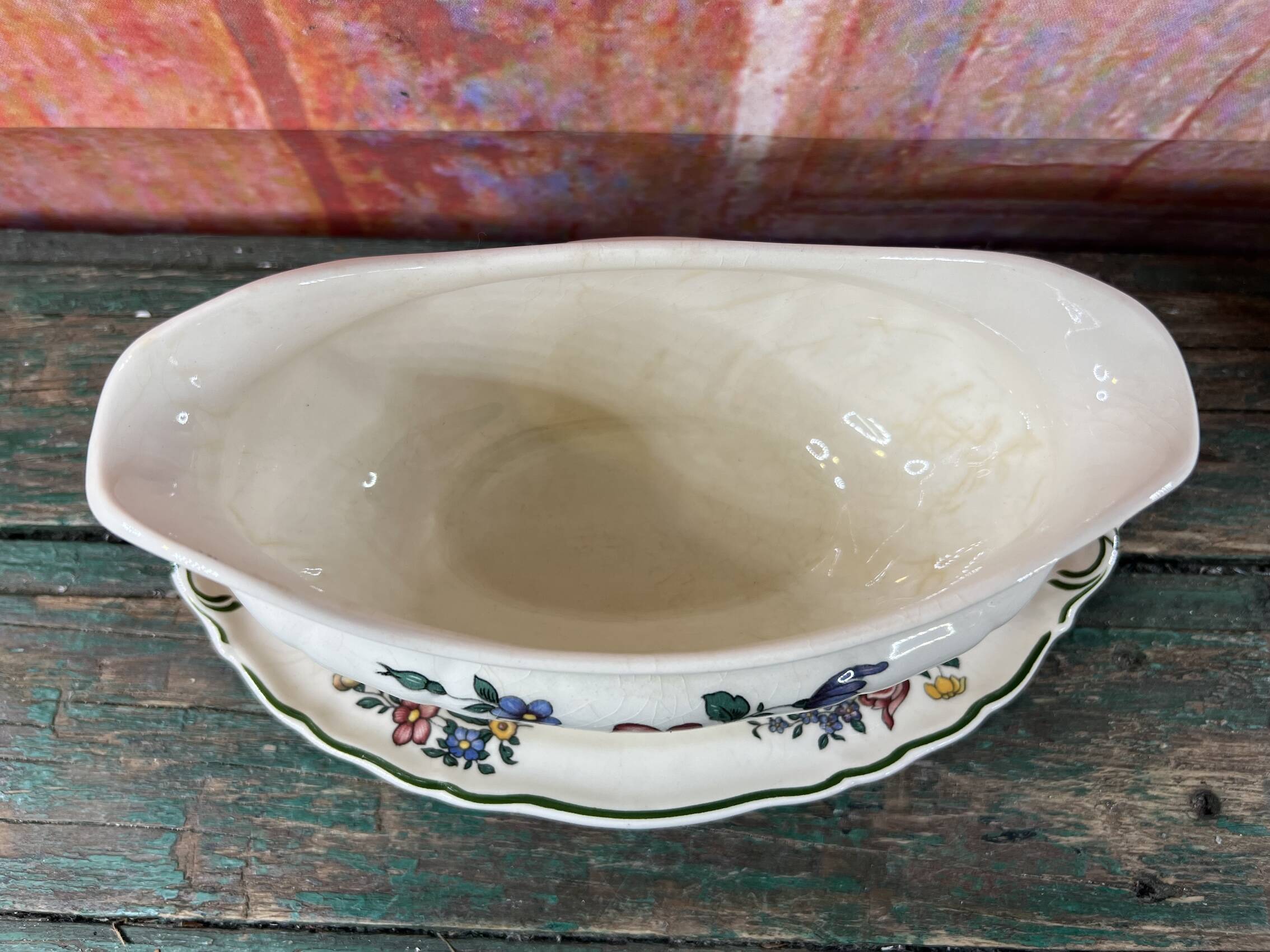 Villeroy Boch sauce boat with its frame