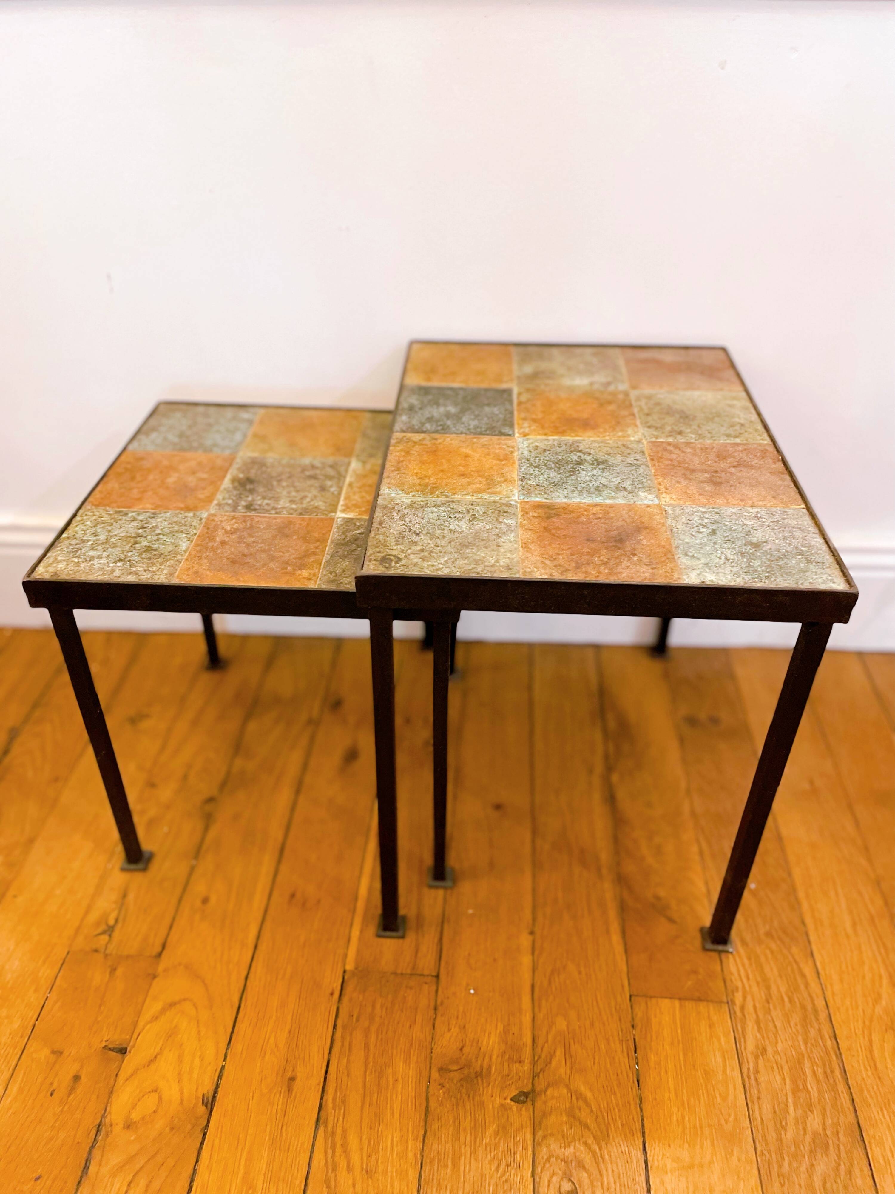 Nest tables in ceramic and metal