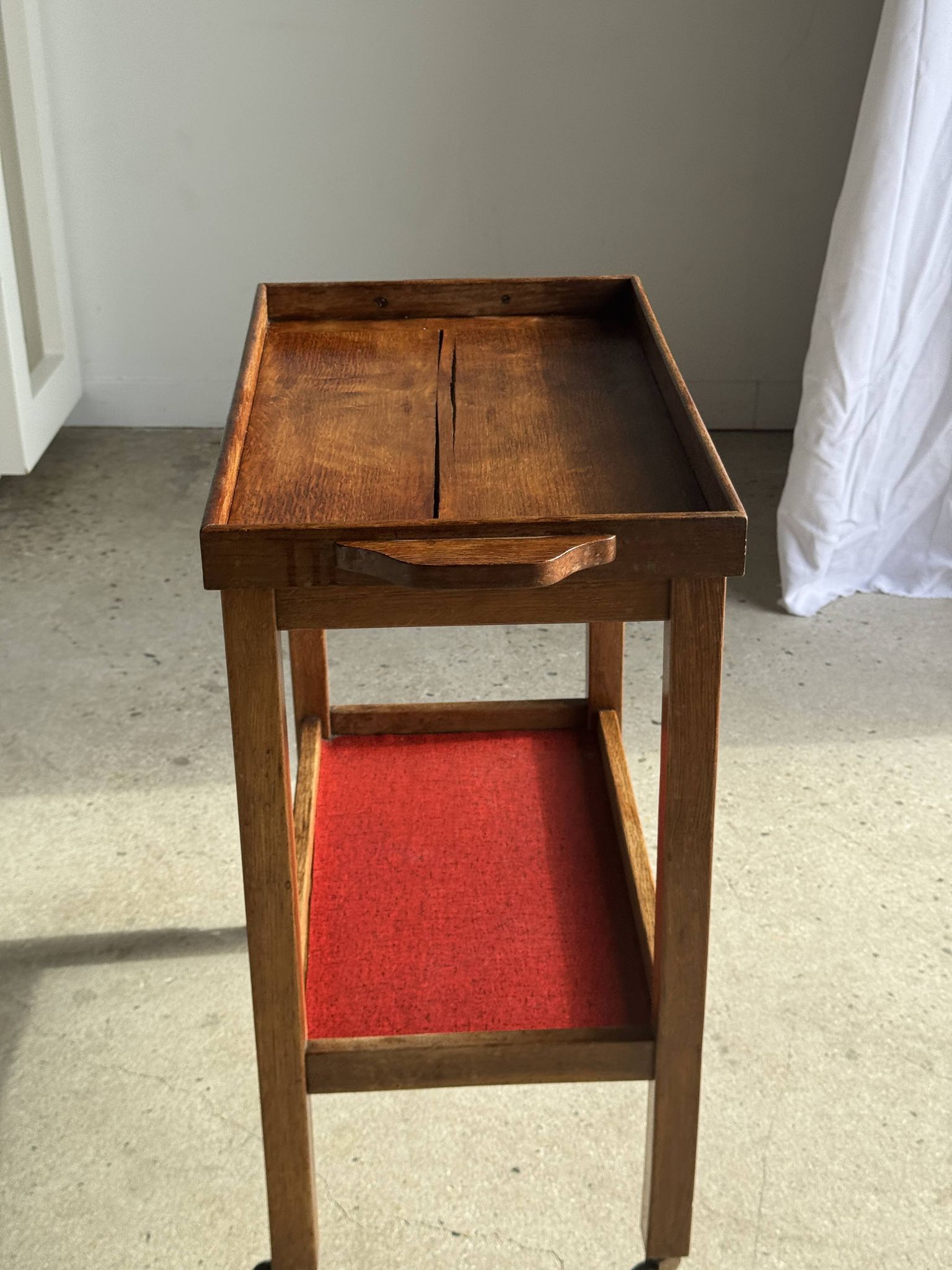 Wooden rolling trolley with removable top H66 75x35