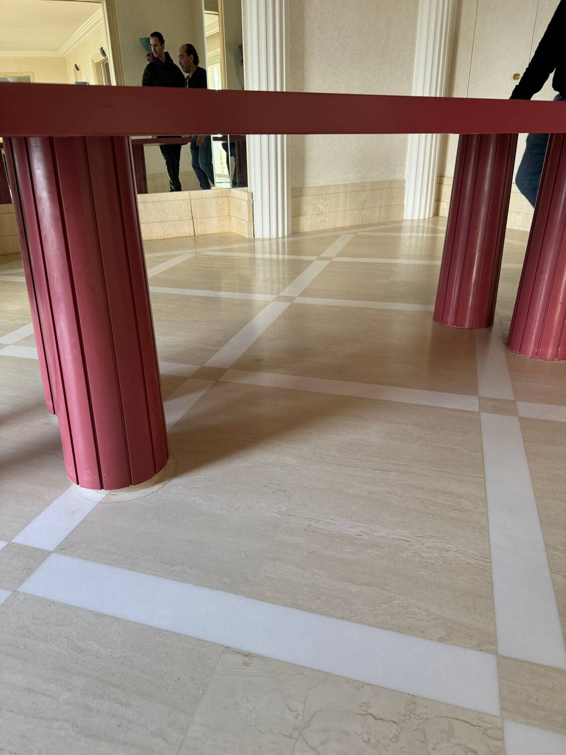 Contemporary table design from the 80s – Memphis style