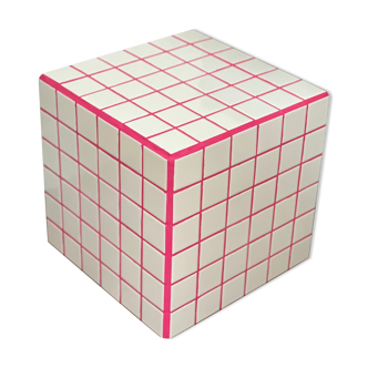 Cube piece of sofa tile mosaic white joint pink