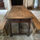 Table de ferme en chêne et 2 bancs, 18ème siècle