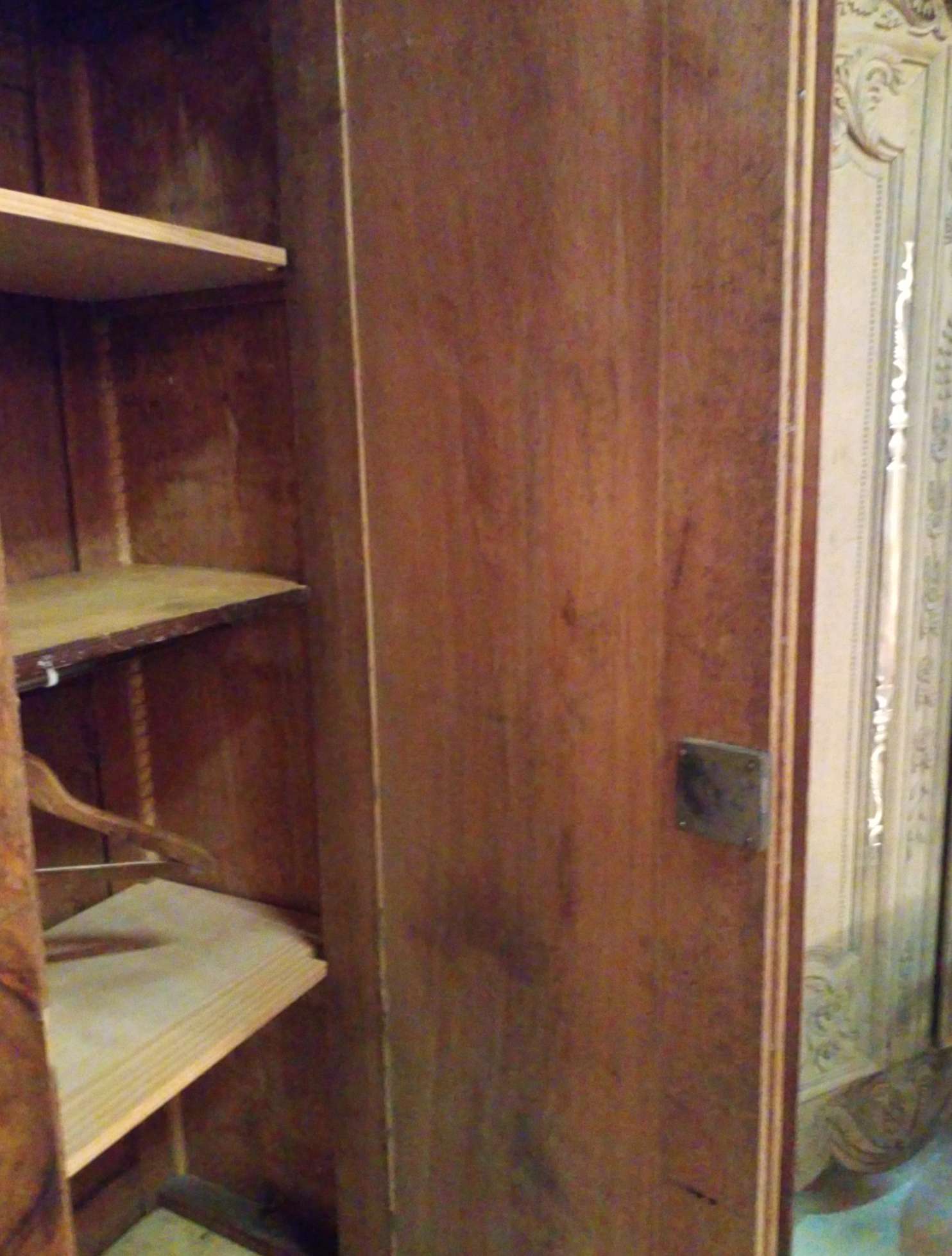 Louis Philippe wardrobe