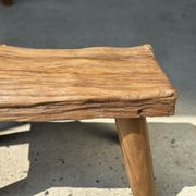 Table d'appoint ou tabouret en teck blond quadripode H:30 L43 l27