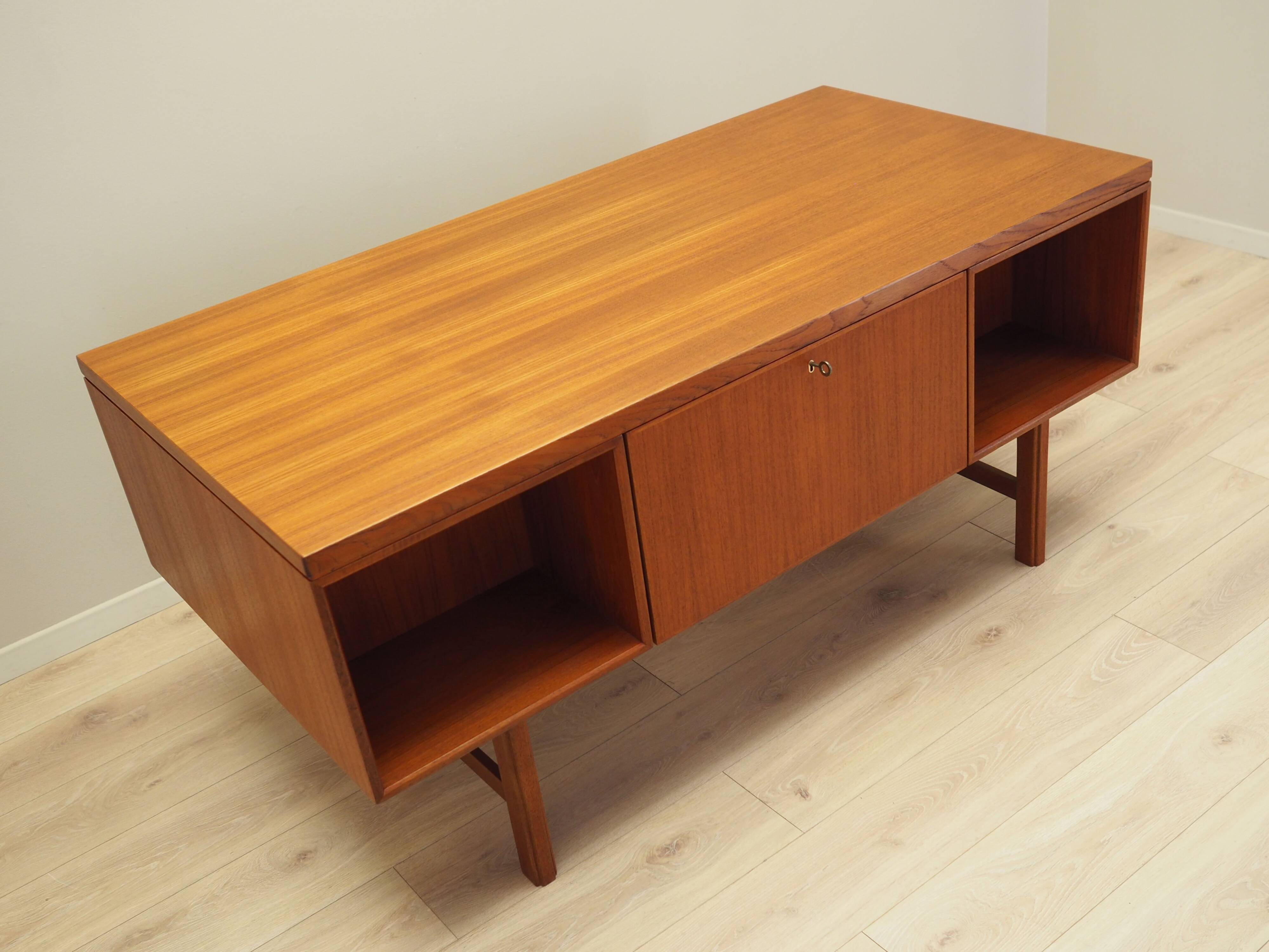Teak desk, Danish design, 1970s, production: Denmark