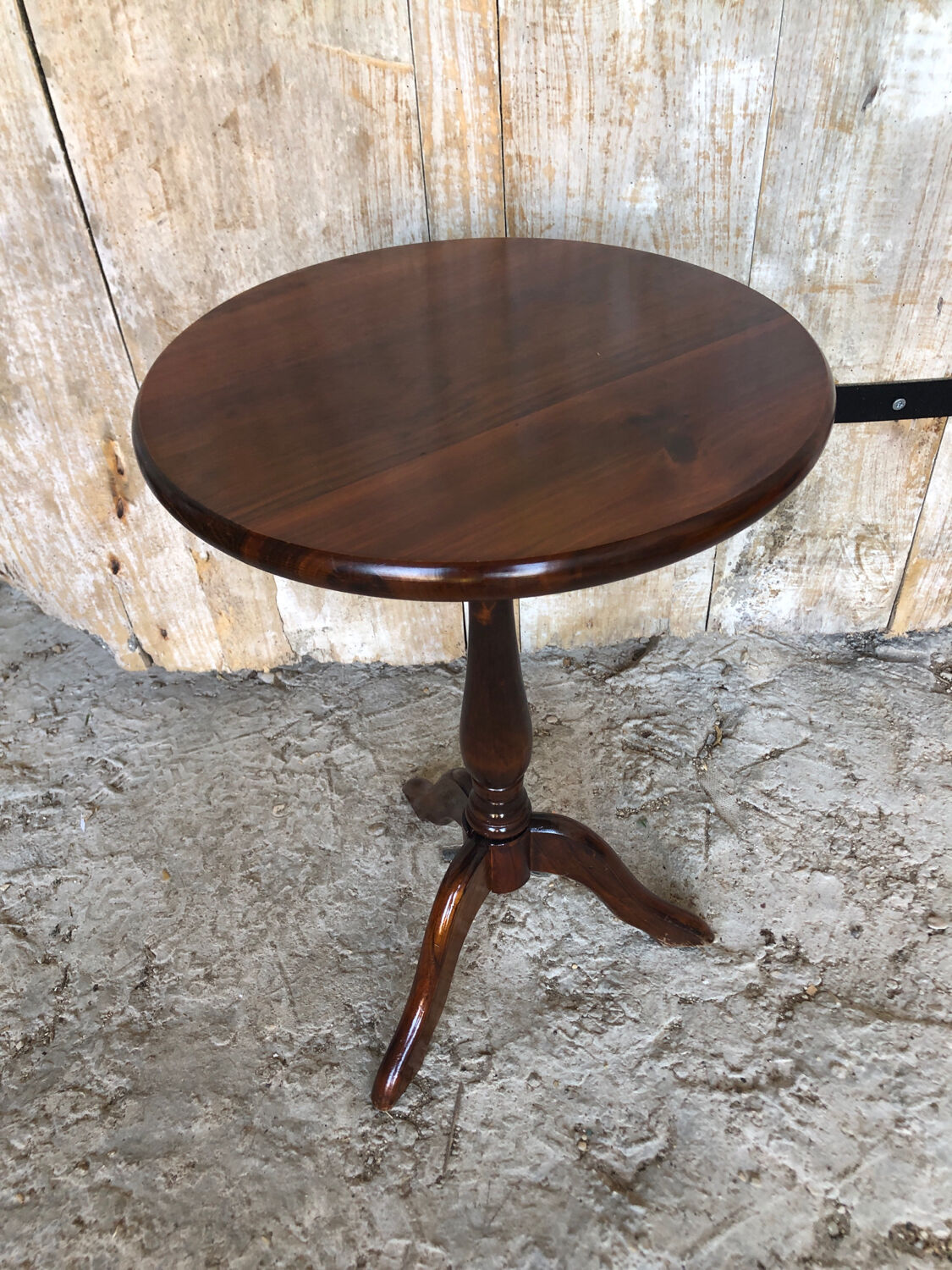 Triple harness wood cherry round tray