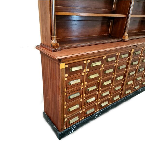 Grand cabinet d’apothicaire en acajou ancien, armoire de pharmacie Art Déco, bibliothèque