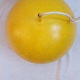 Yellow metal ball suspension