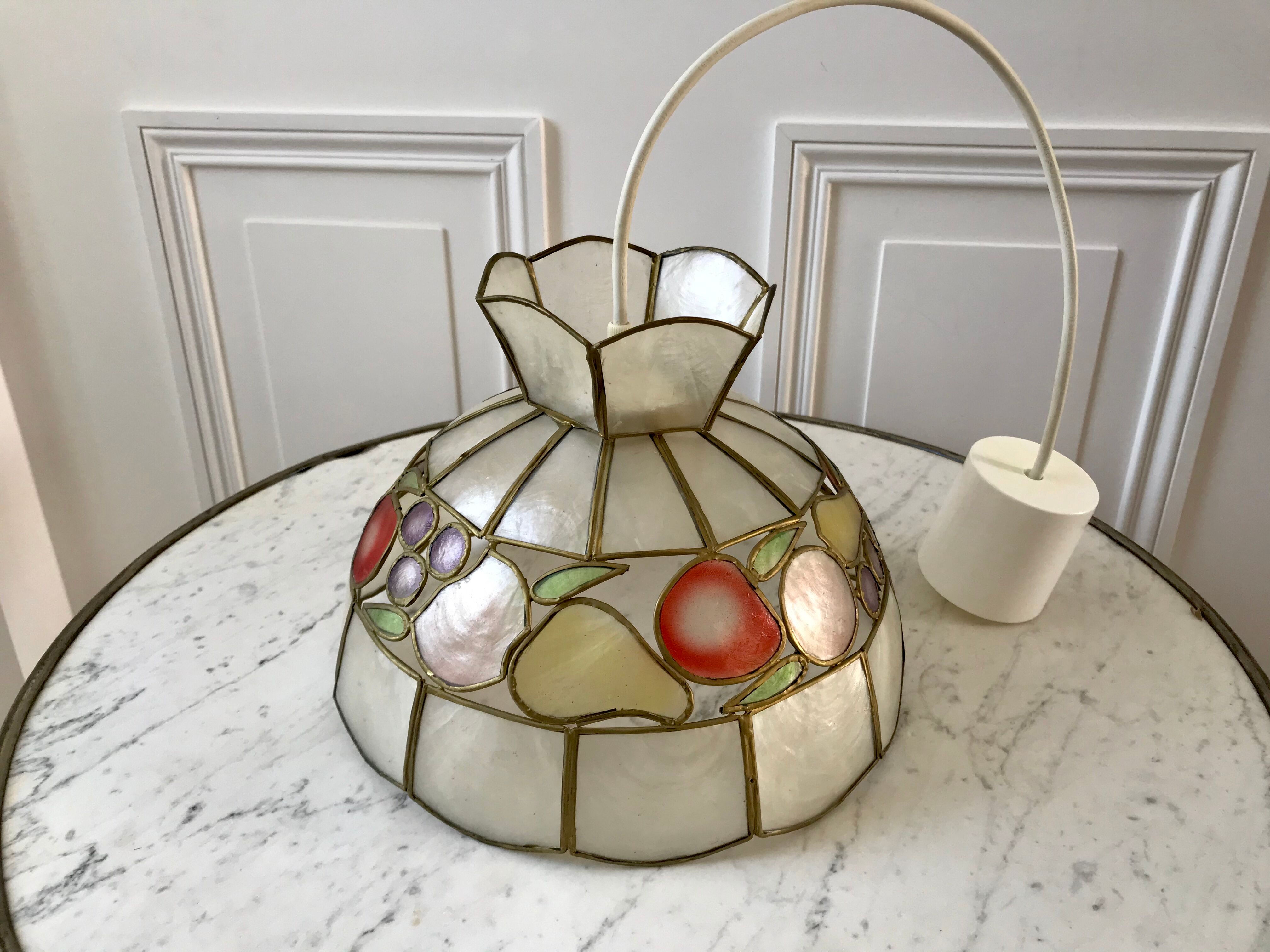 Suspension in mother-of-pearl and brass fruit patterns 60s