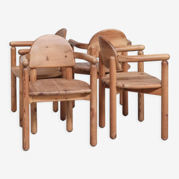 Ensemble de quatre chaises danoises en pin