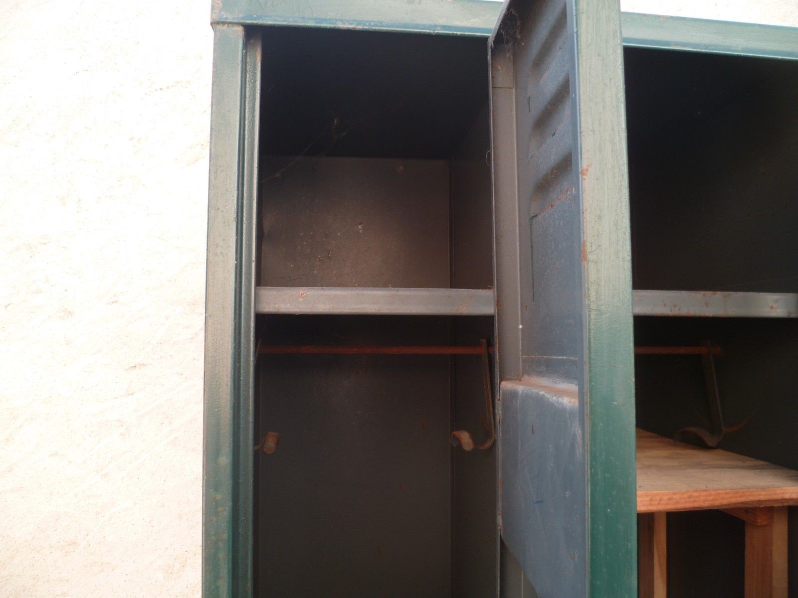 Cloakroom 3 doors 50 years