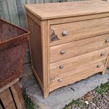Art deco chest of drawers