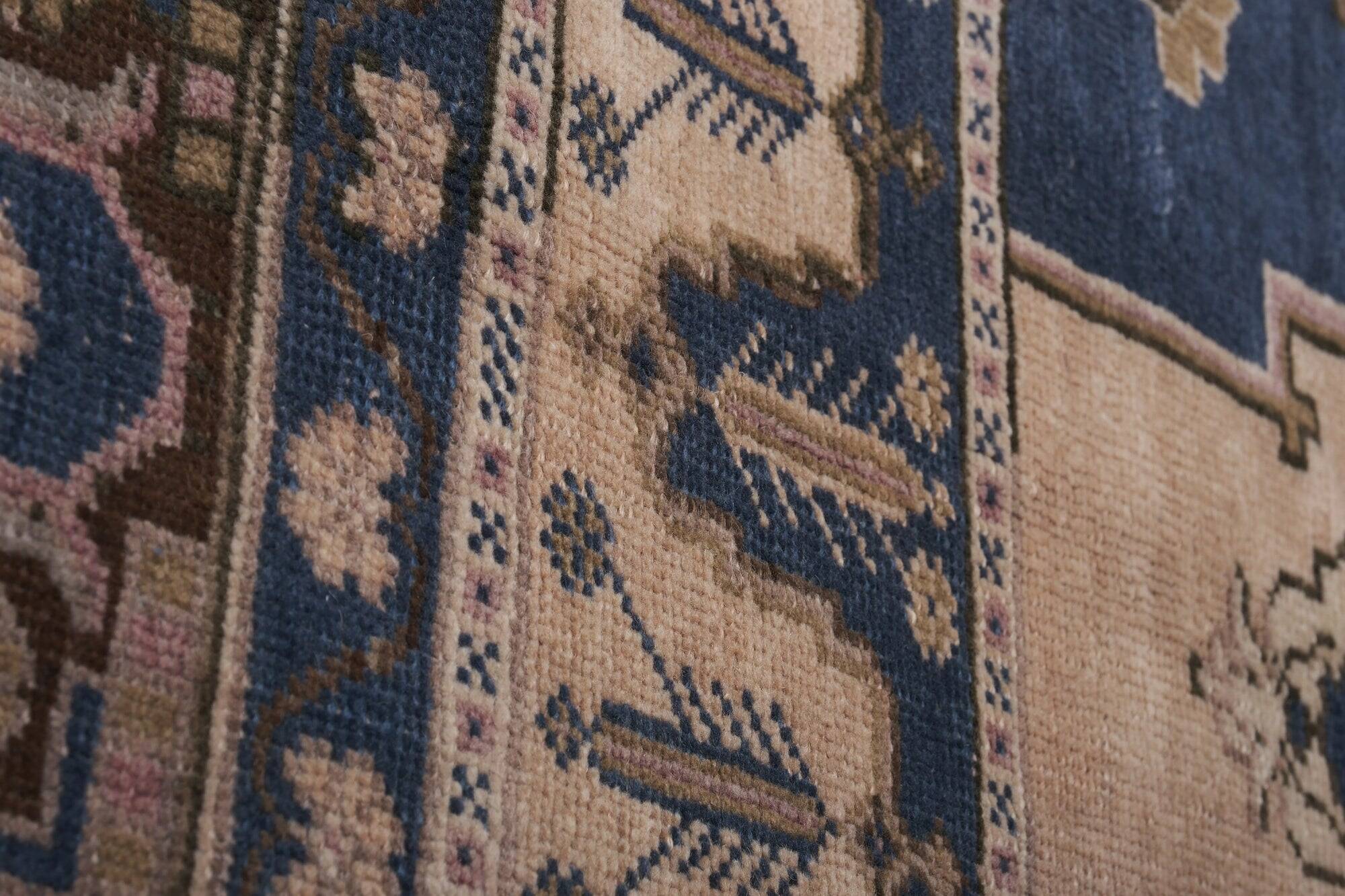 Vintage Turkish rug handmade 194x320 cm