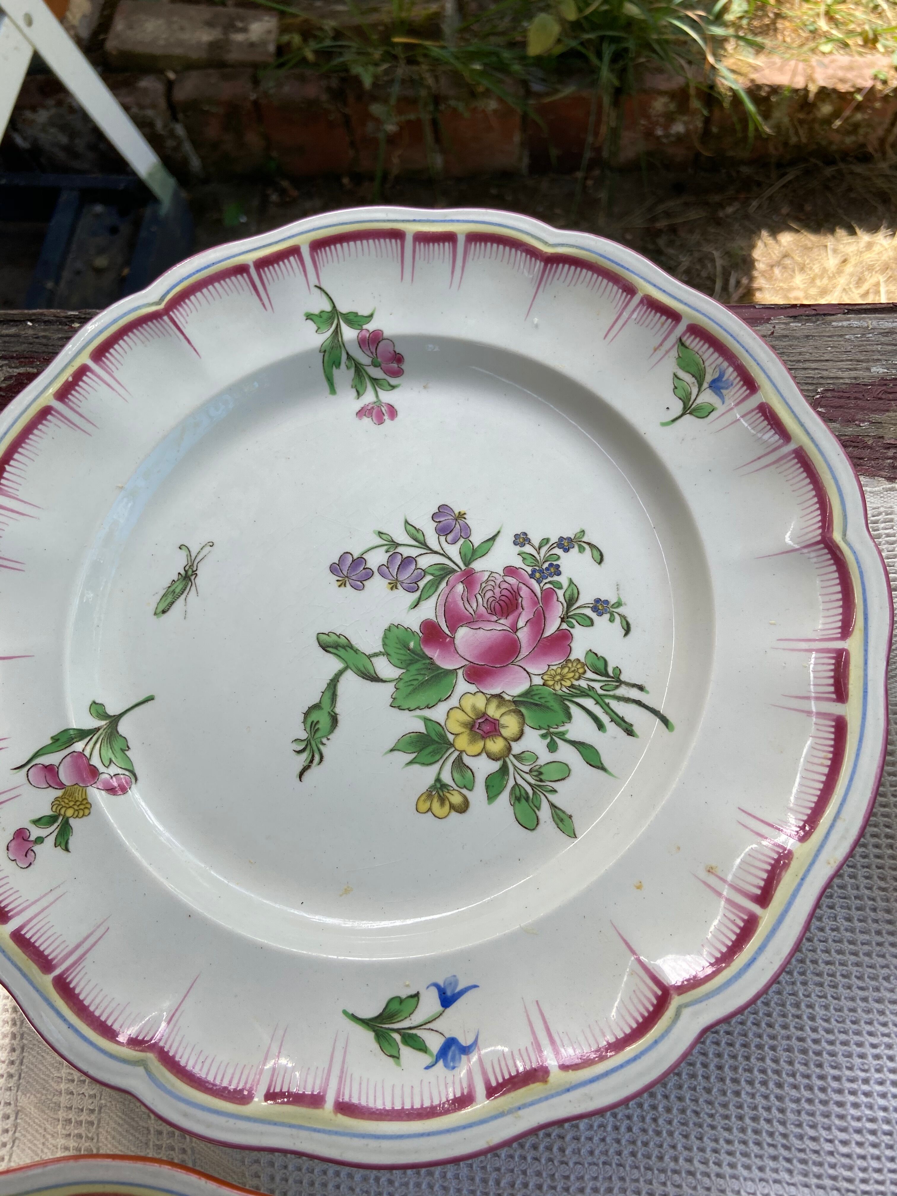 Lot of 6 flat plates Lunéville flower decoration