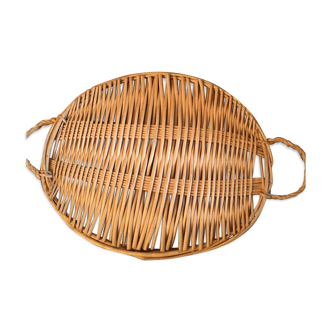 Rattan tray for presentation of cheeses or other ripaille