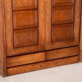 Meuble bar avec portes sculptées en chêne