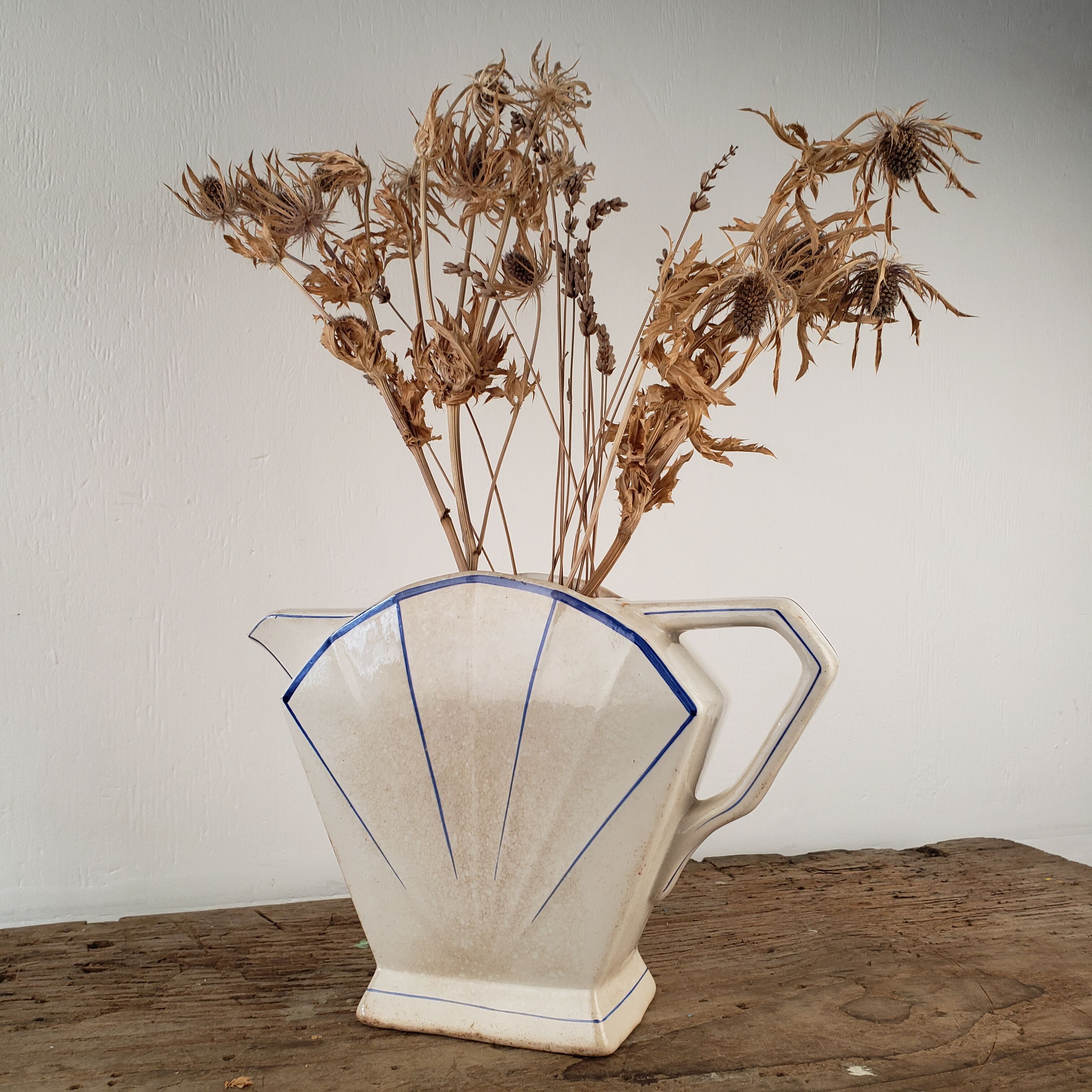 Decorative pitcher (Sté Amandinoise)