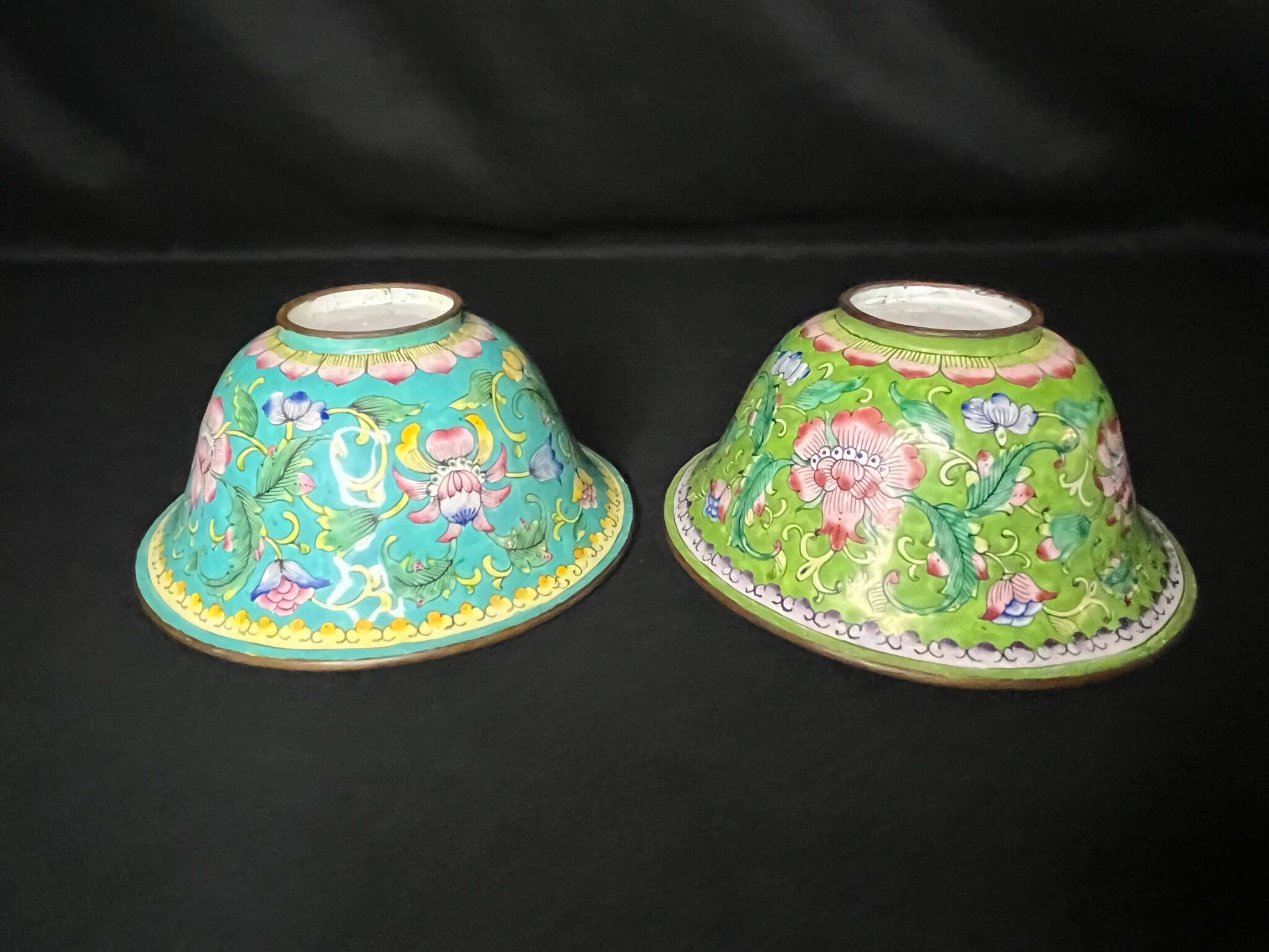 Two chinese bowls