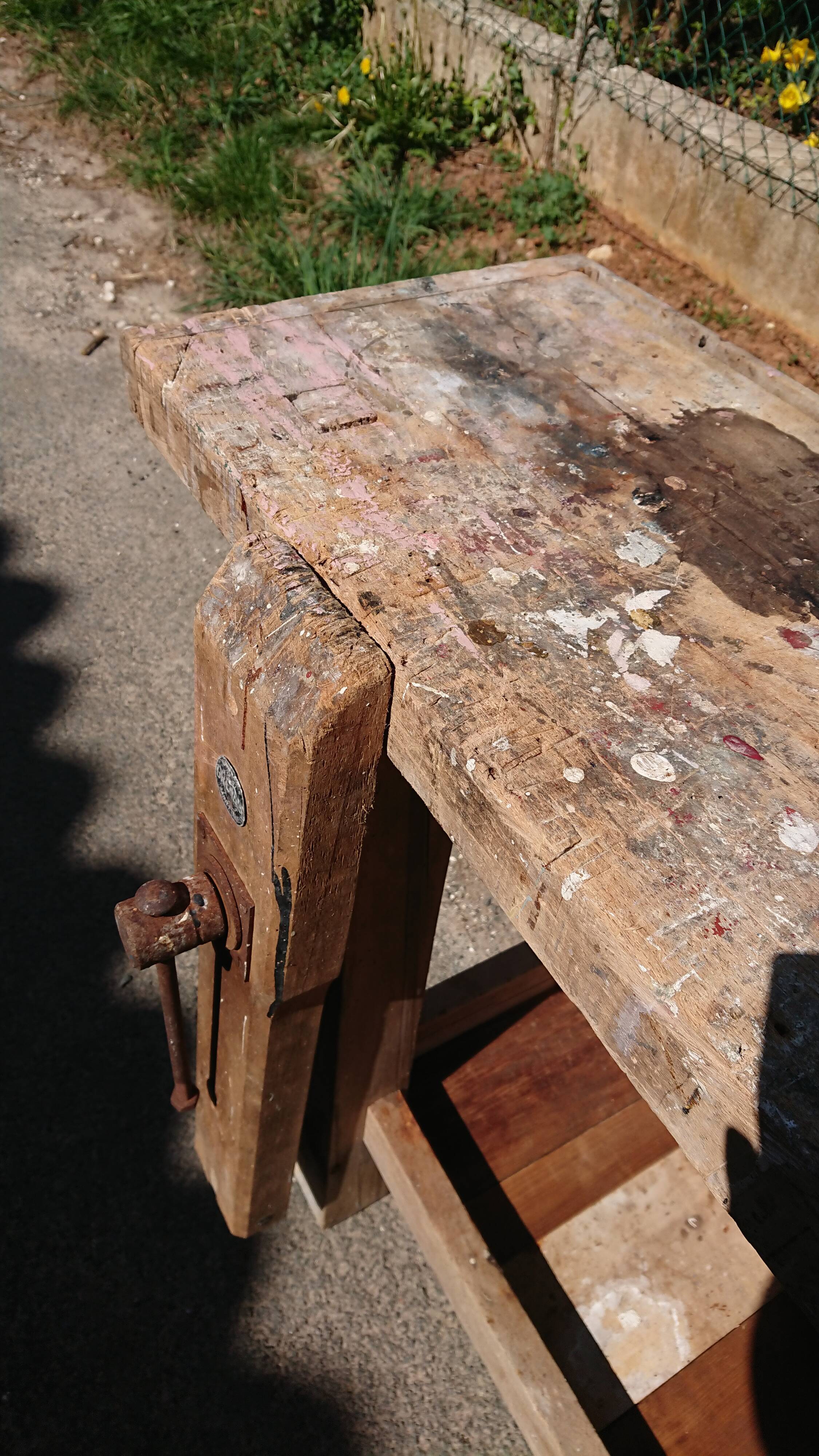 Built in raw wood with its press and valet - GRENAD