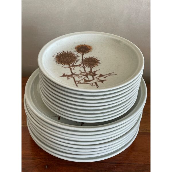 Lot of plates in earthenware of Sarreguemines thistle decoration | Selency