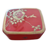 Chinese lacquer jewellery box