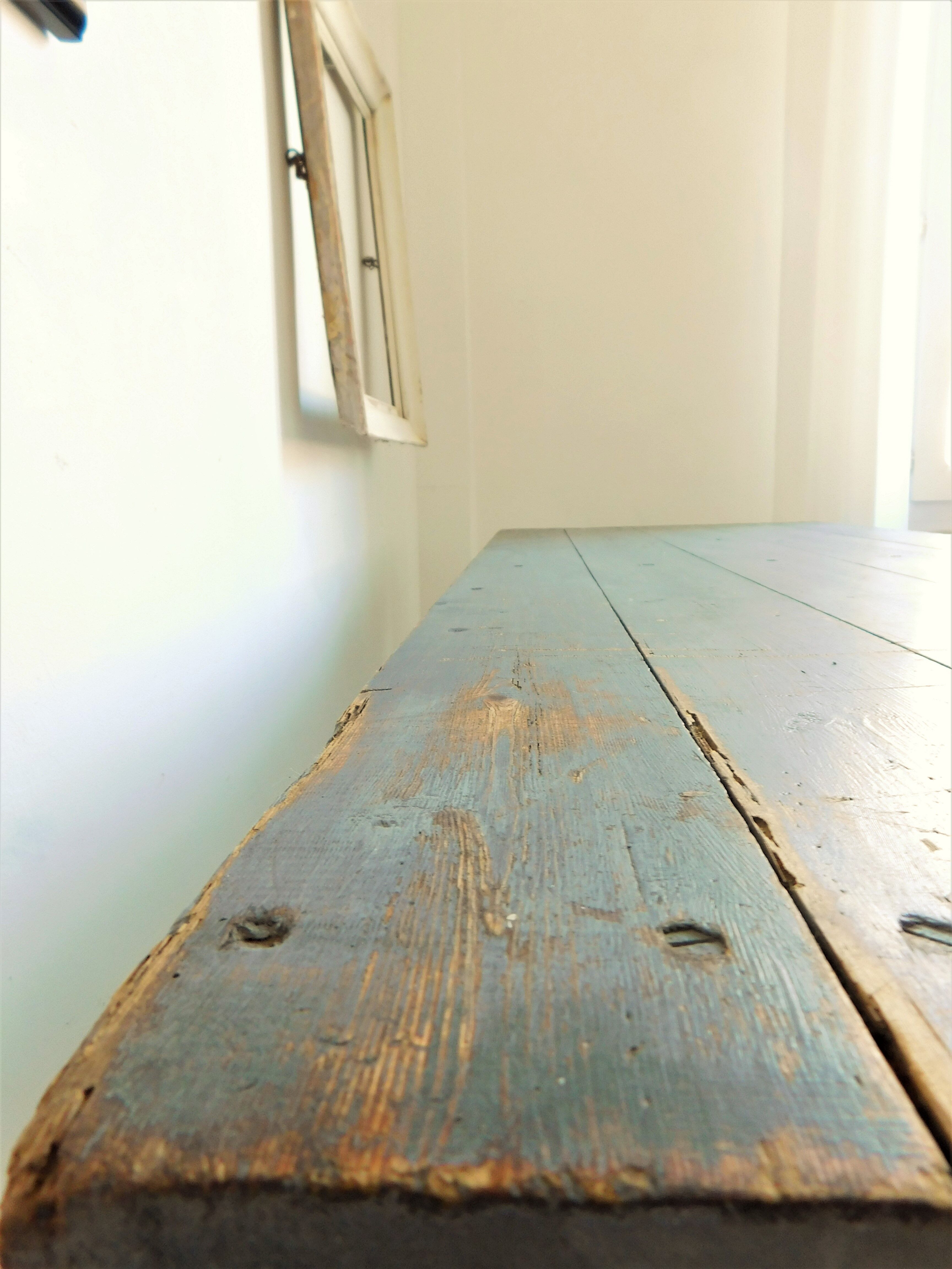 Table pliante dans son jus